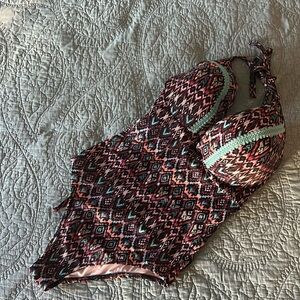 Shade and Shore 36DD swimsuit